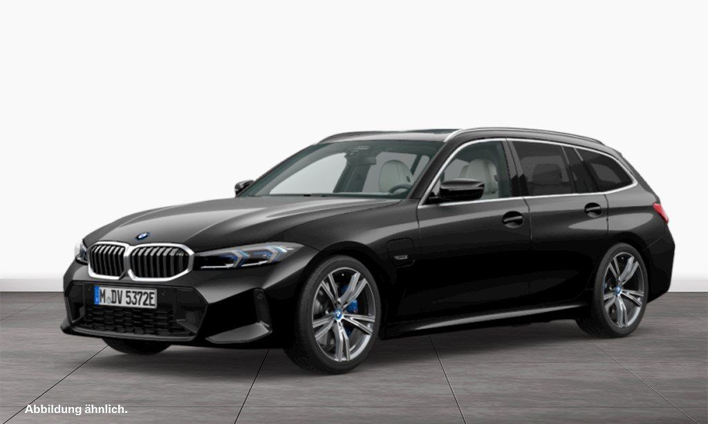 BMW 330 2022