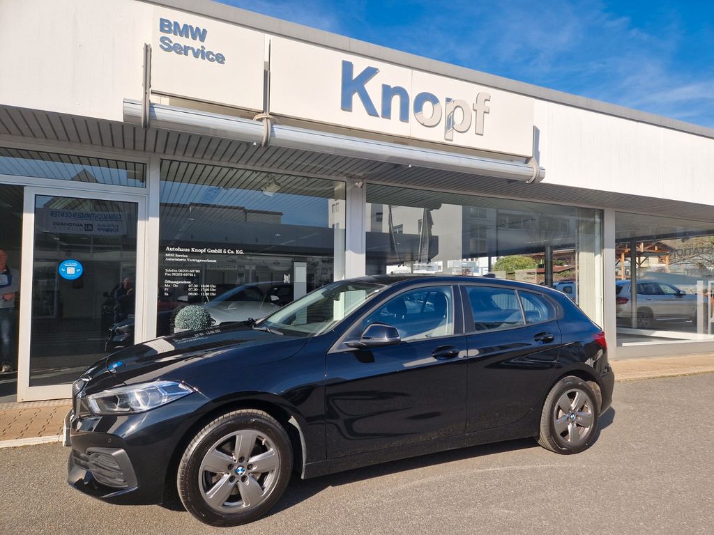 BMW 118 2023