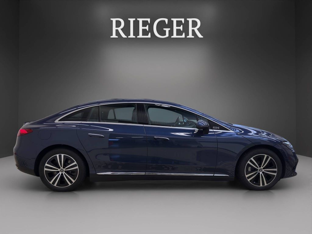 Mercedes-Benz EQE 2025