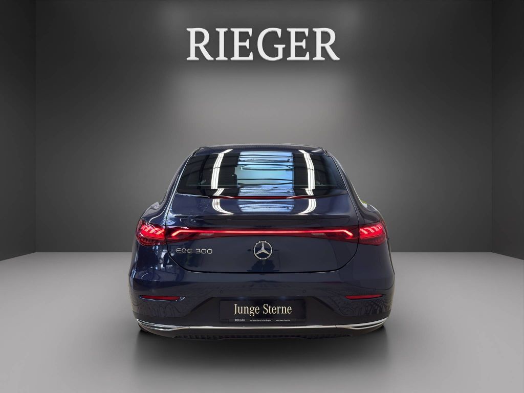 Mercedes-Benz EQE 2025