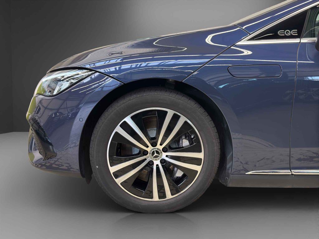 Mercedes-Benz EQE 2025