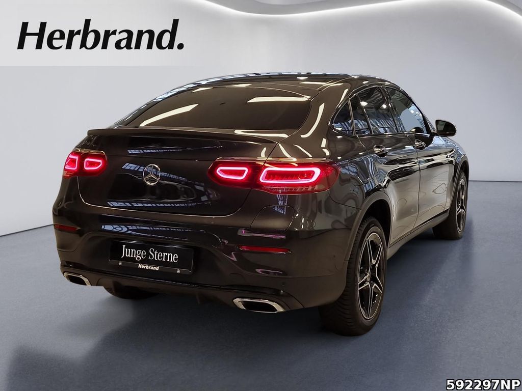 Mercedes-Benz GLC 300 2023