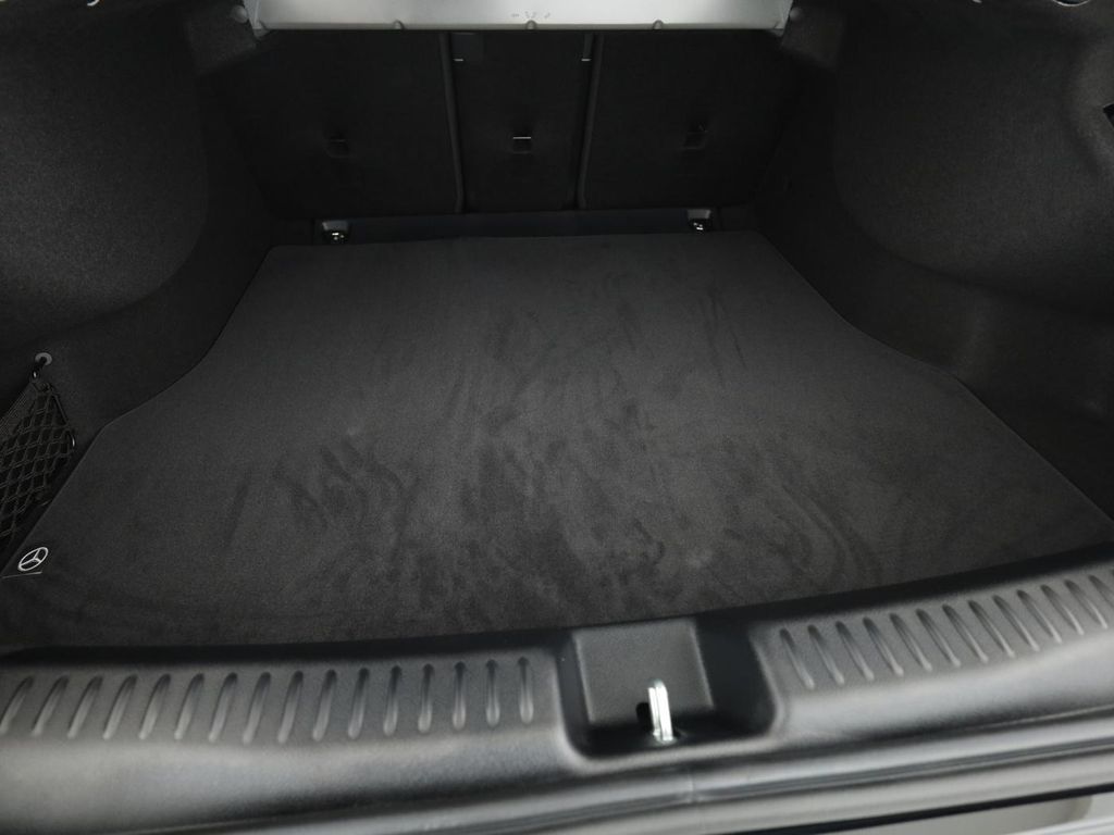 Mercedes-Benz CLA 250 2025