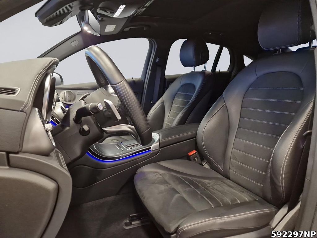 Mercedes-Benz GLC 300 2023