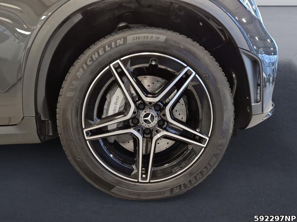 Mercedes-Benz GLC 300 2023