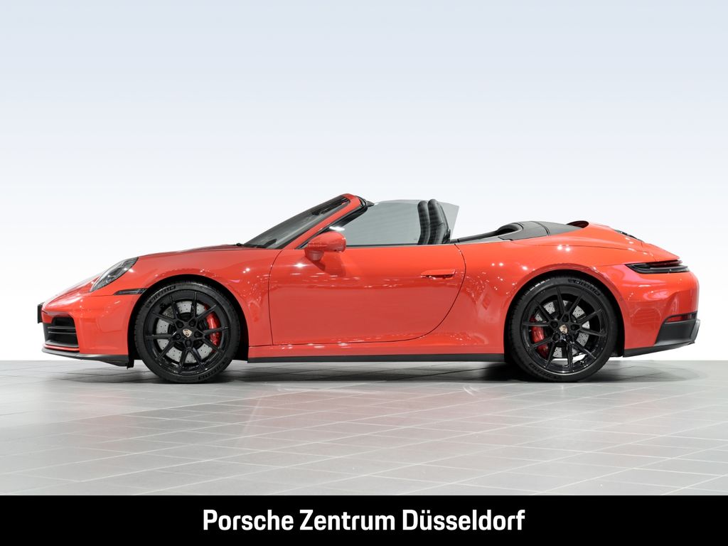 Porsche 992 2025
