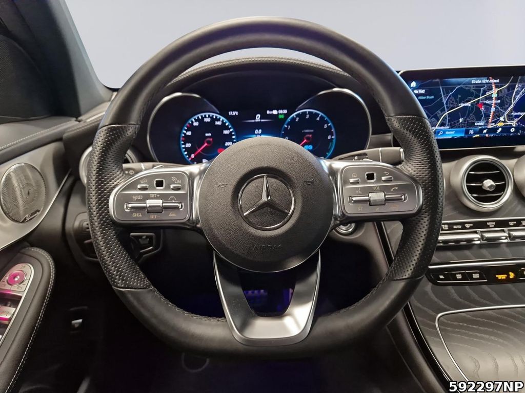 Mercedes-Benz GLC 300 2023