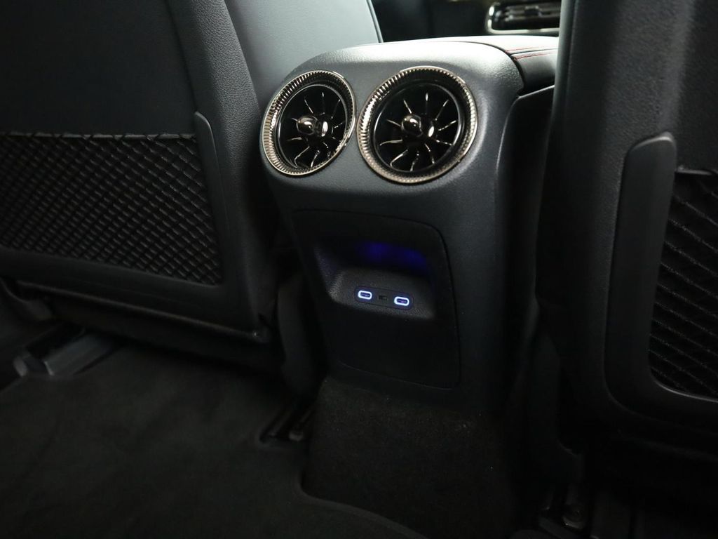 Mercedes-Benz CLA 250 2025