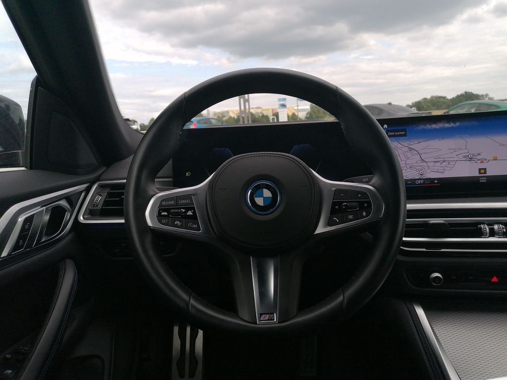 BMW i4 2023