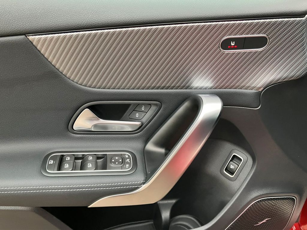Mercedes-Benz A 200 2024