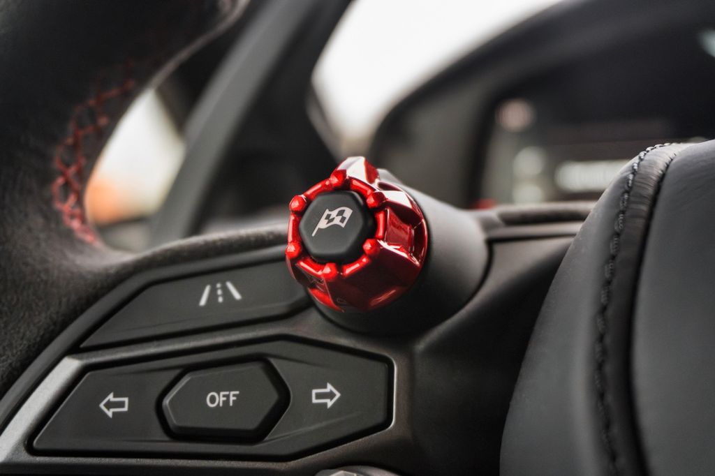 Lamborghini Revuelto 2024