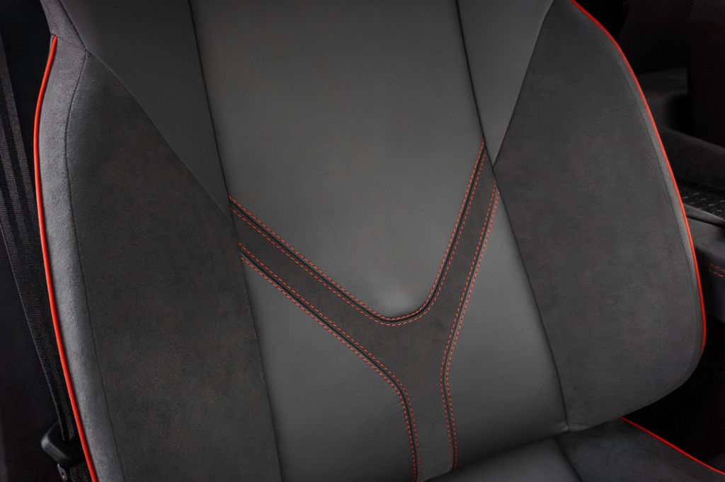 Lamborghini Revuelto 2024