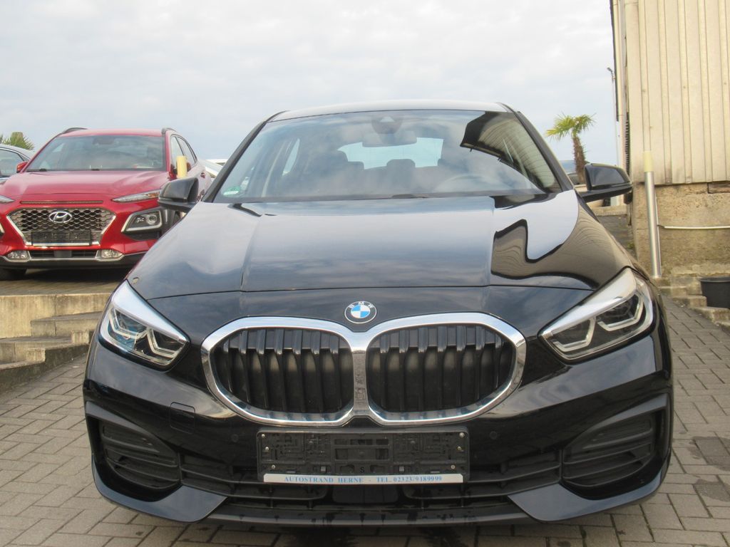 BMW 118 2022