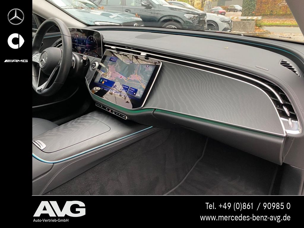 Mercedes-Benz E 220 2025