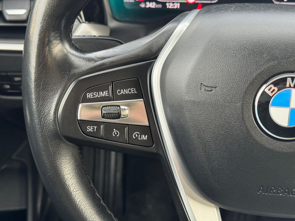 BMW 318 2021