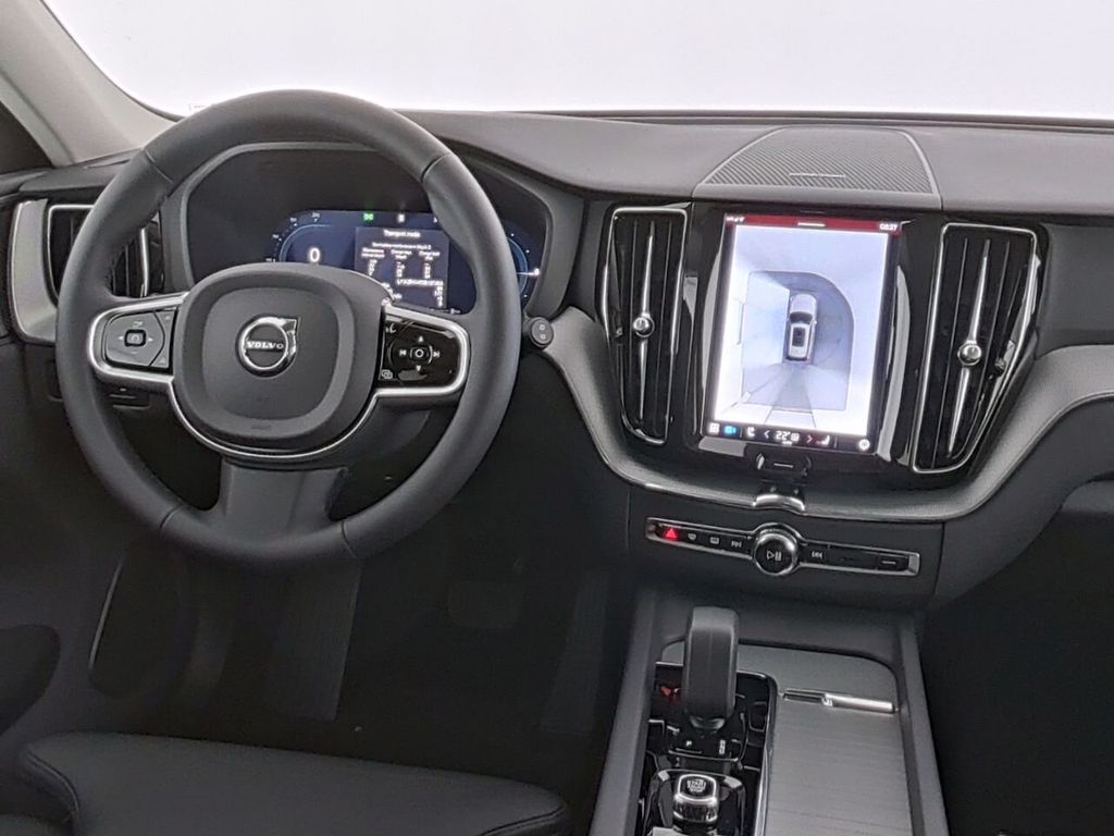 Volvo XC60 2025
