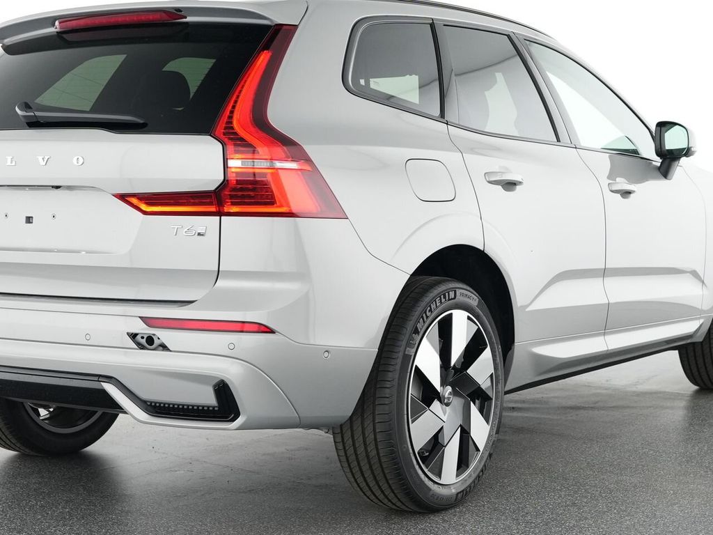 Volvo XC60 2025