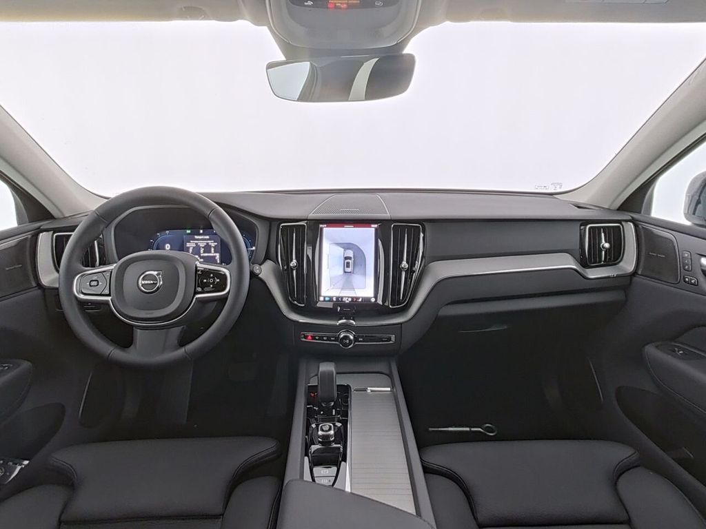 Volvo XC60 2025
