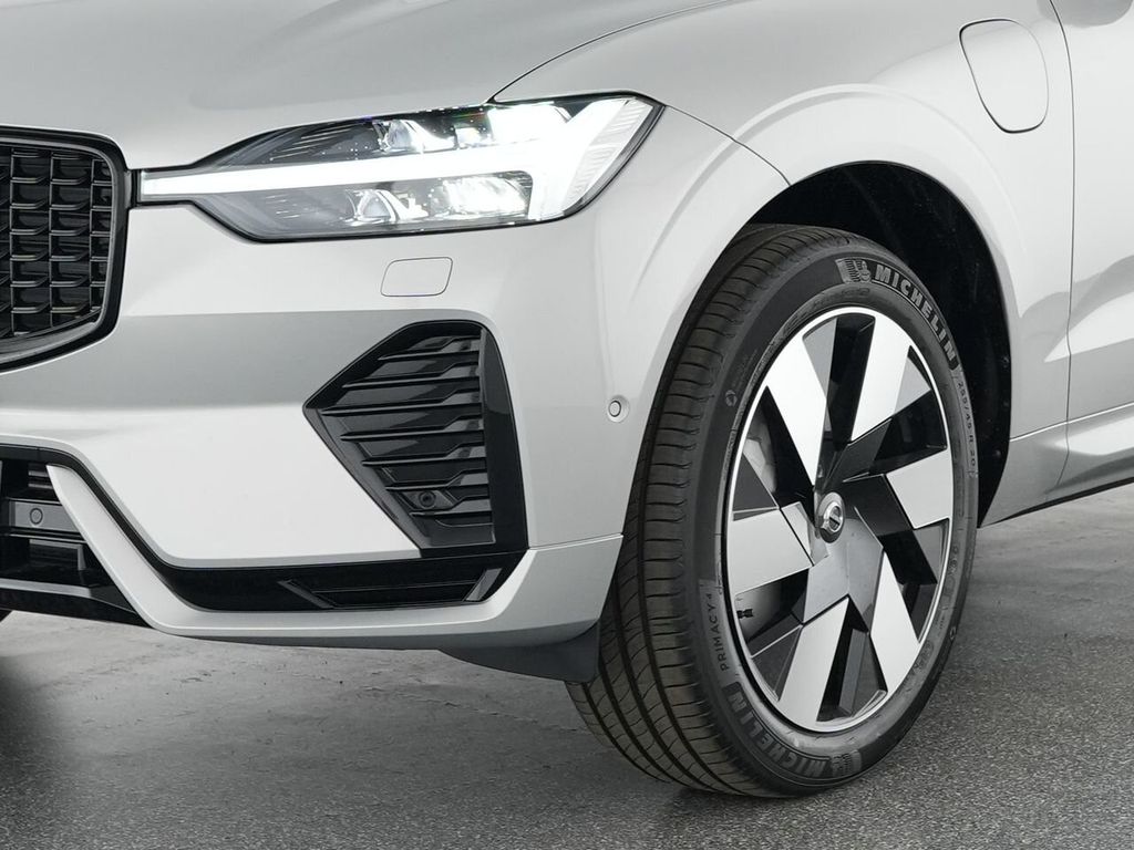 Volvo XC60 2025