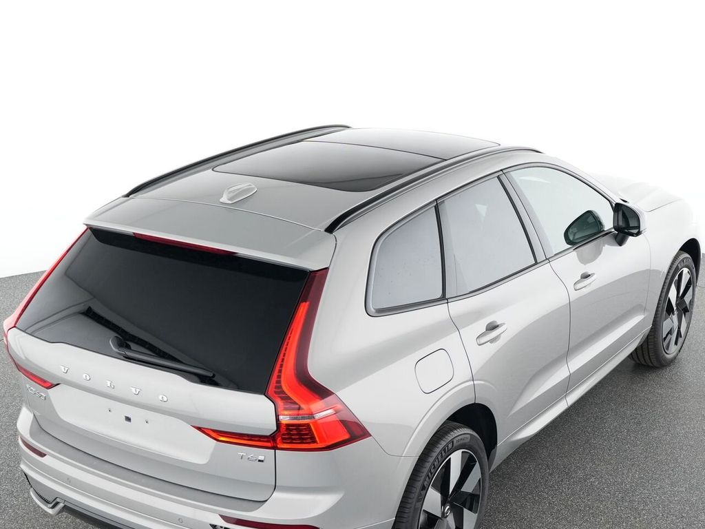 Volvo XC60 2025