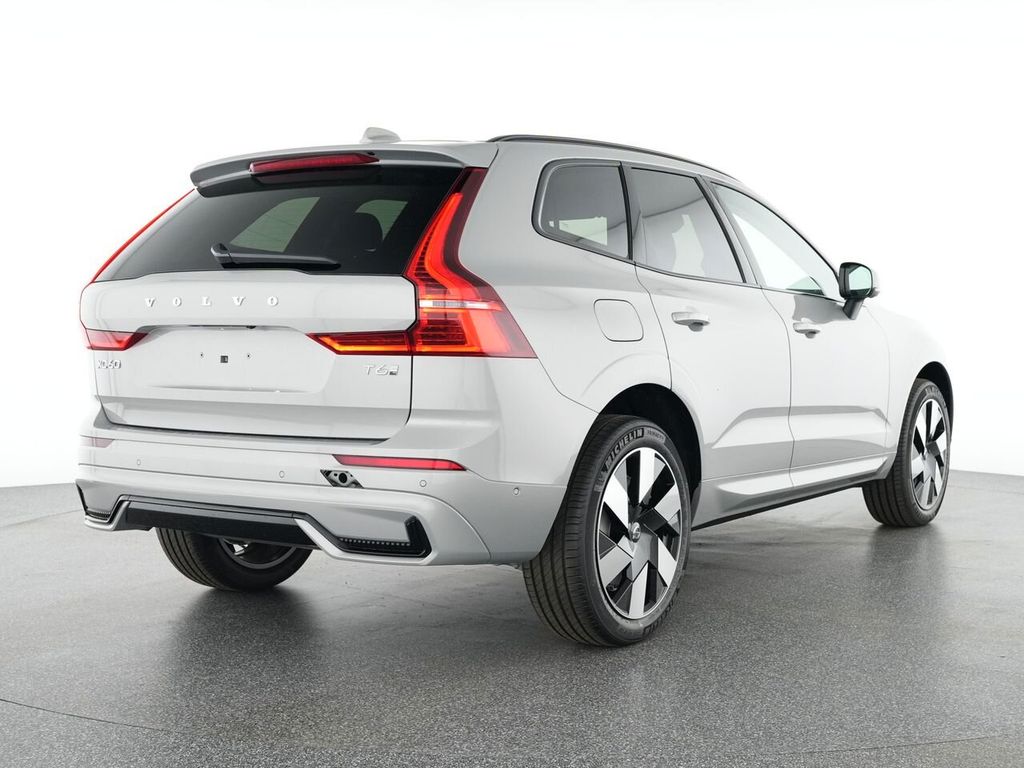 Volvo XC60 2025