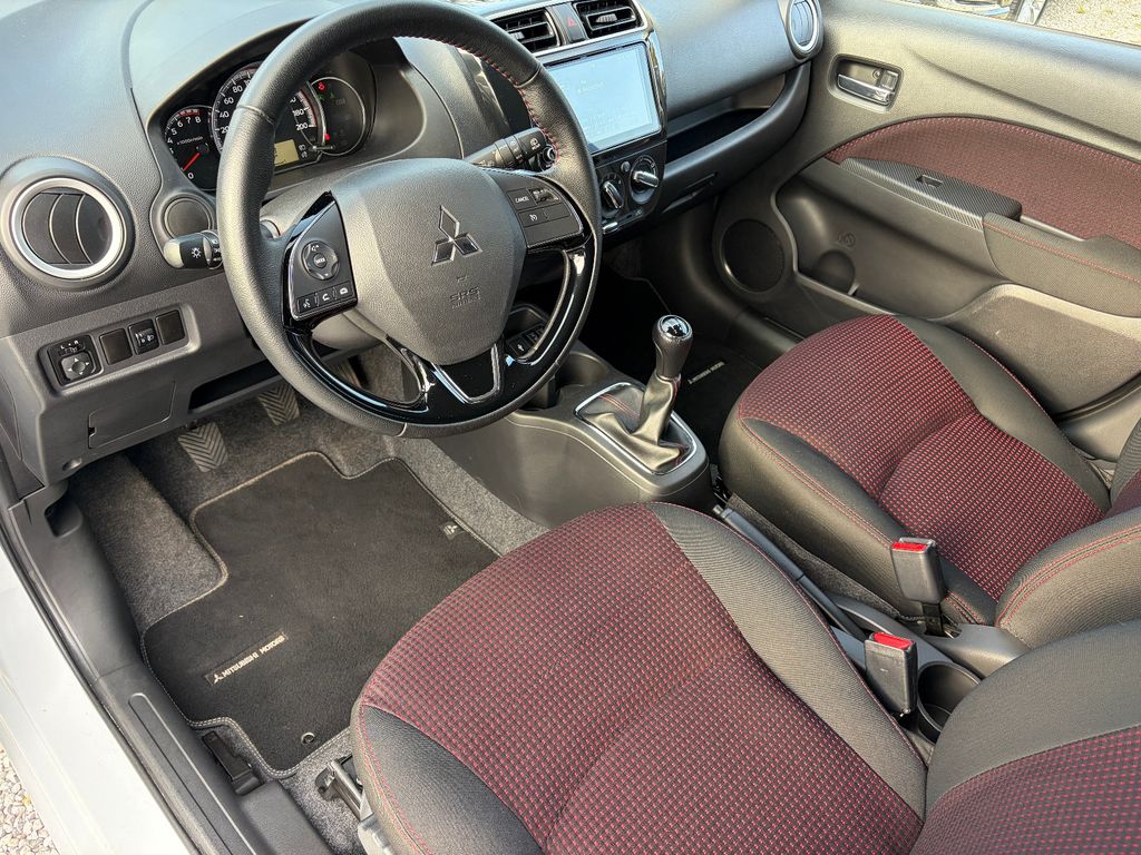 Mitsubishi Space Star 2025