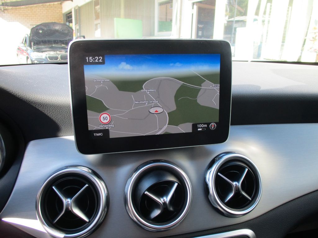 Mercedes-Benz GLA 200 2019