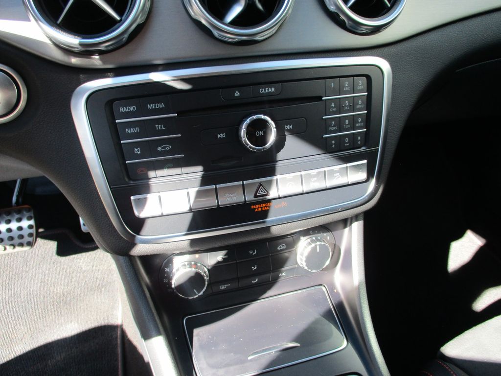 Mercedes-Benz GLA 200 2019