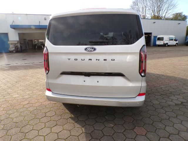 Ford Tourneo Custom 2025