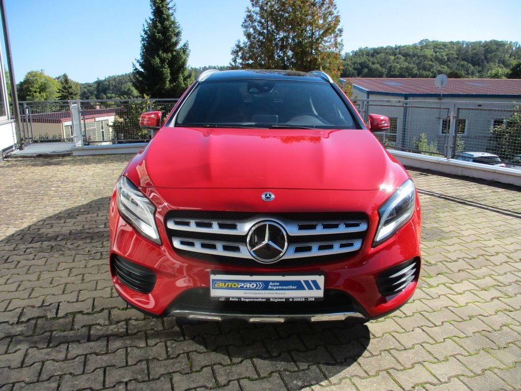 Mercedes-Benz GLA 200 2019