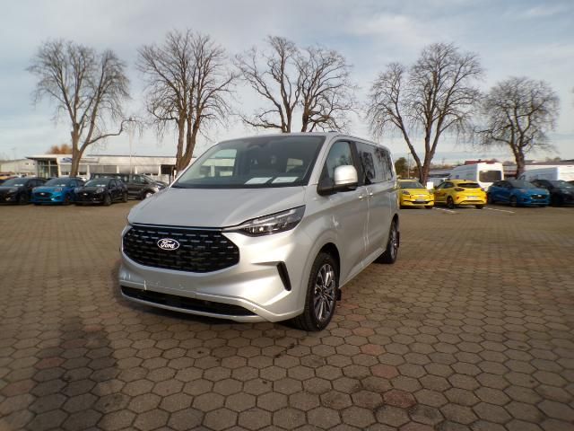Ford Tourneo Custom 2025
