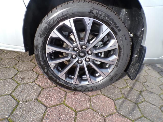 Ford Tourneo Custom 2025