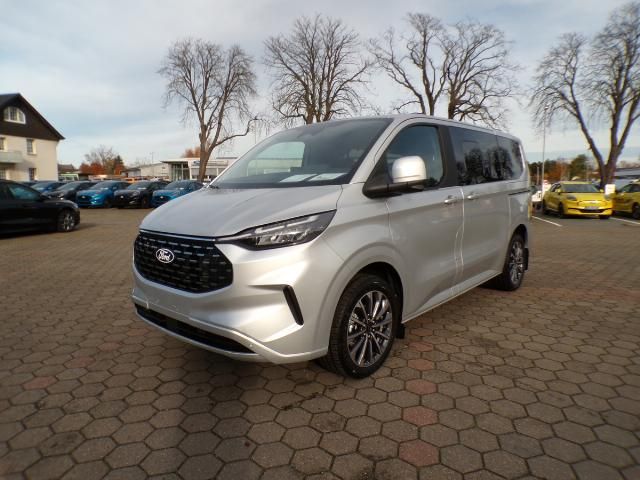 Ford Tourneo Custom 2025