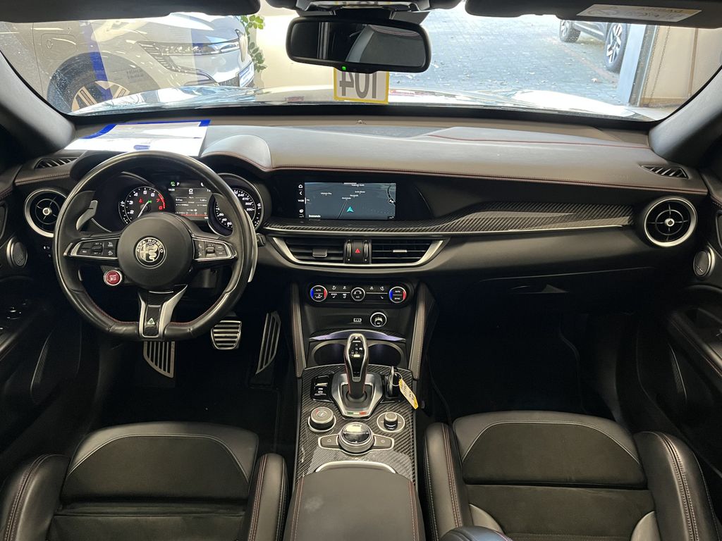 Alfa Romeo Stelvio 2020