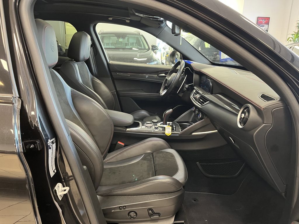 Alfa Romeo Stelvio 2020