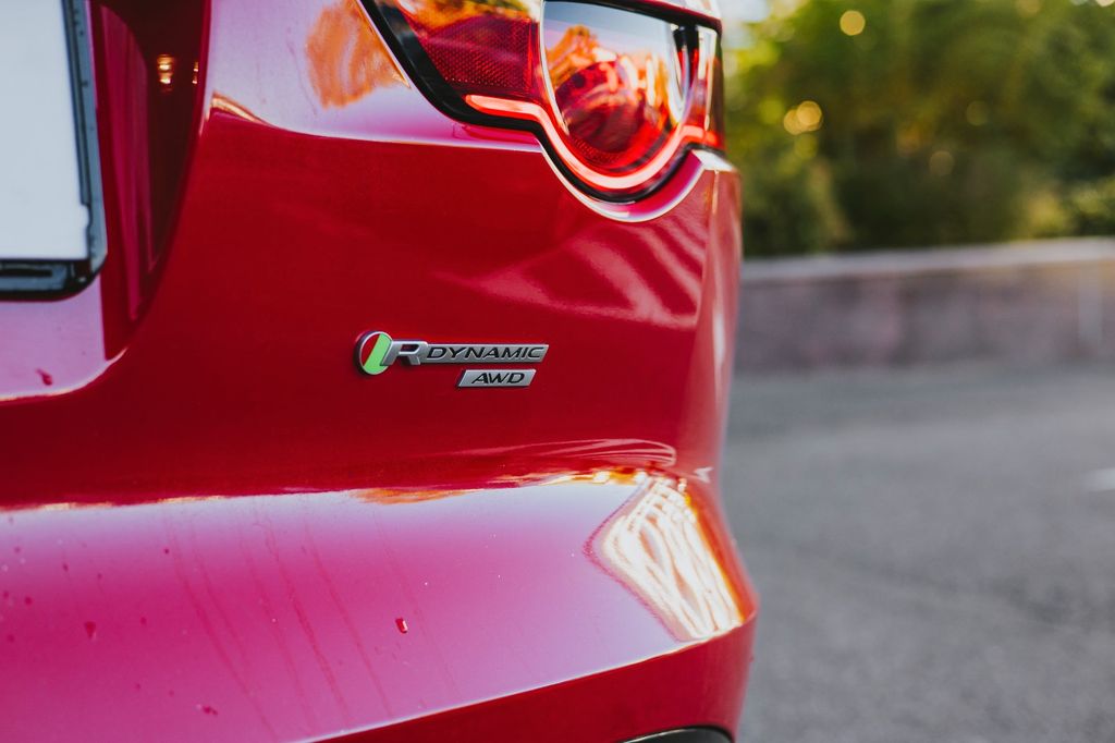 Jaguar F-Type 2018