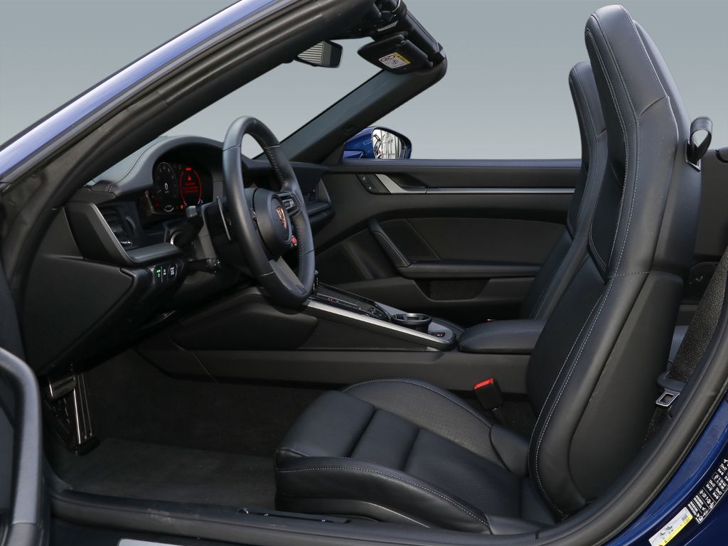 Porsche 992 2025