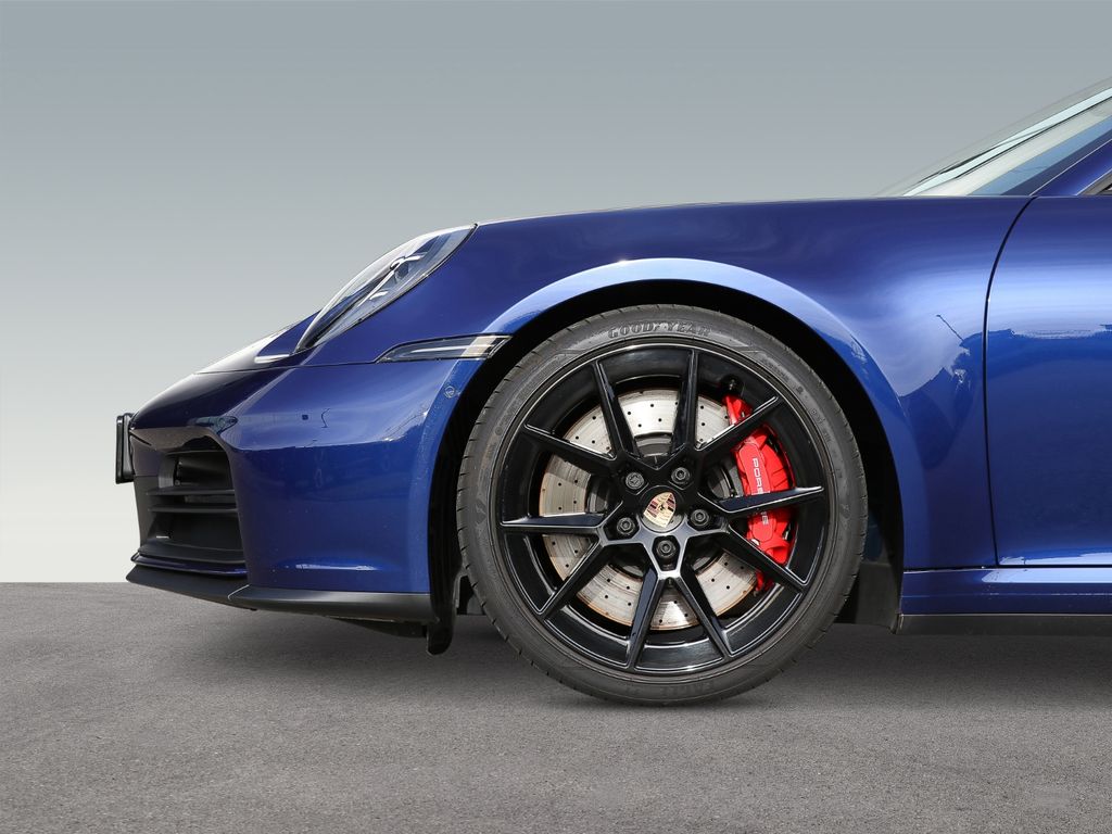 Porsche 992 2025