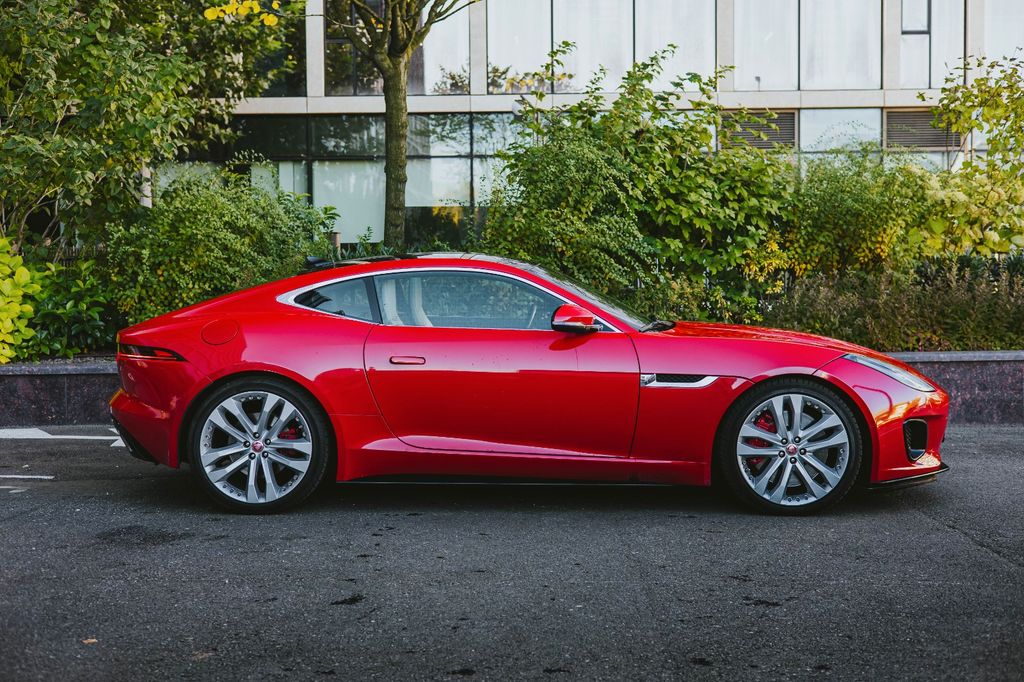 Jaguar F-Type 2018