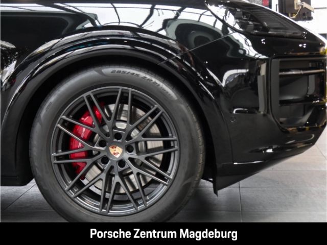 Porsche Cayenne 2025