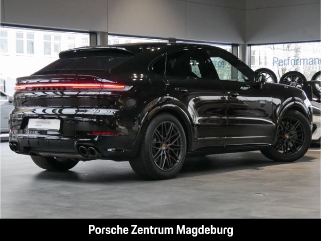 Porsche Cayenne 2025