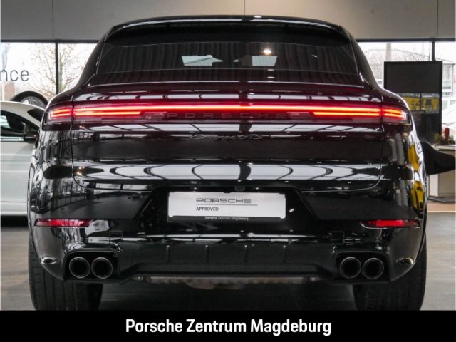 Porsche Cayenne 2025