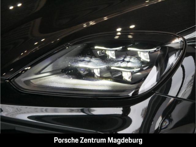 Porsche Cayenne 2025