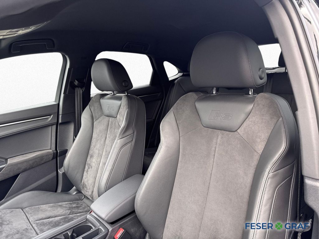 Audi RSQ3 2022