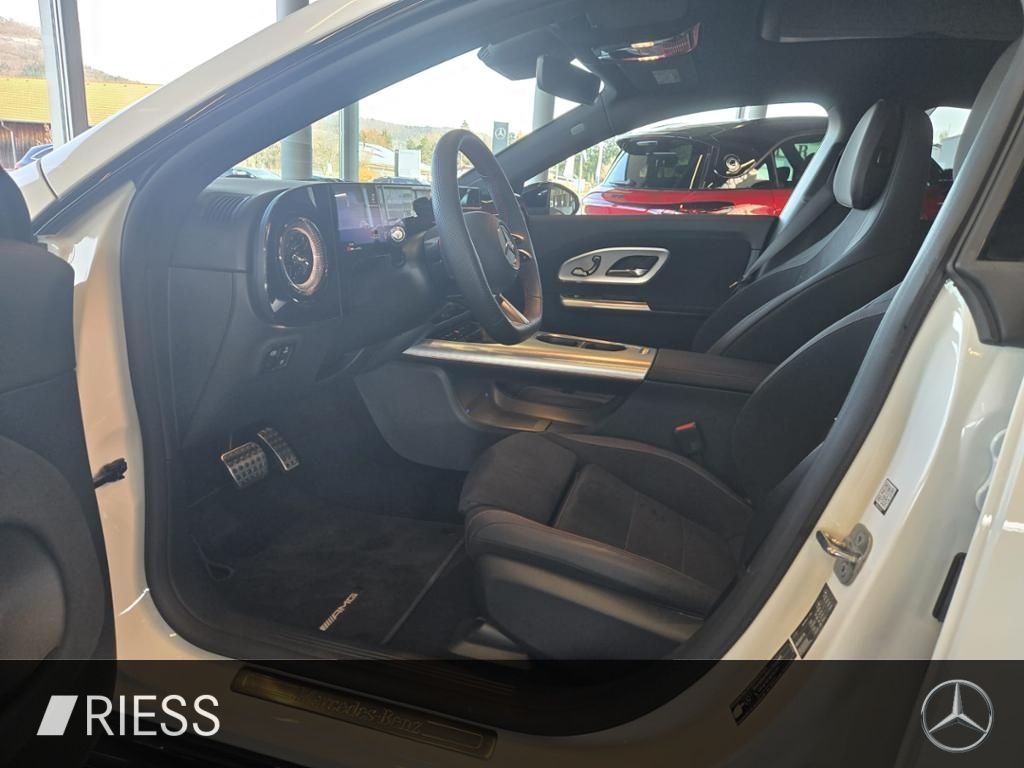 Mercedes-Benz CLA 350 2025