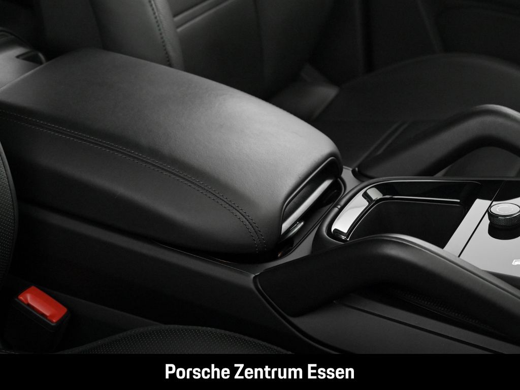 Porsche Cayenne 2024