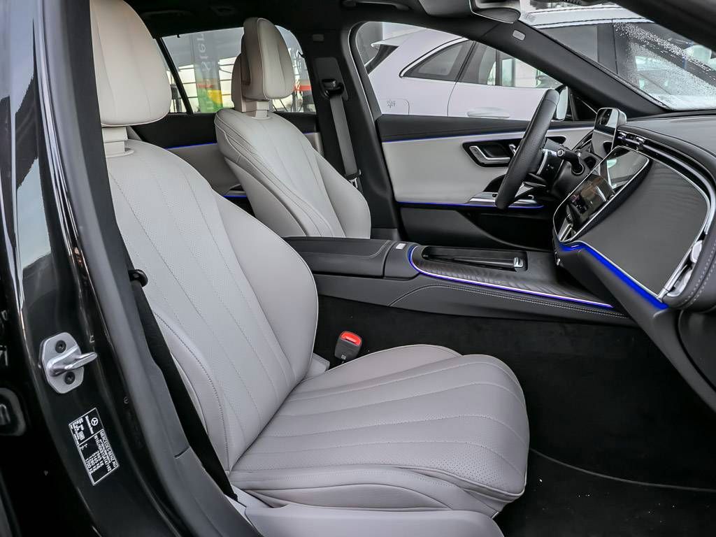 Mercedes-Benz E 300 2025