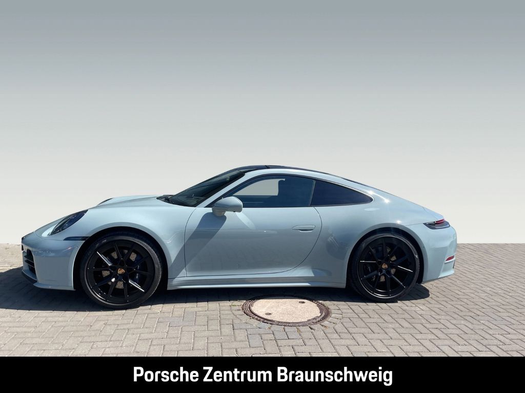 Porsche 992 2025