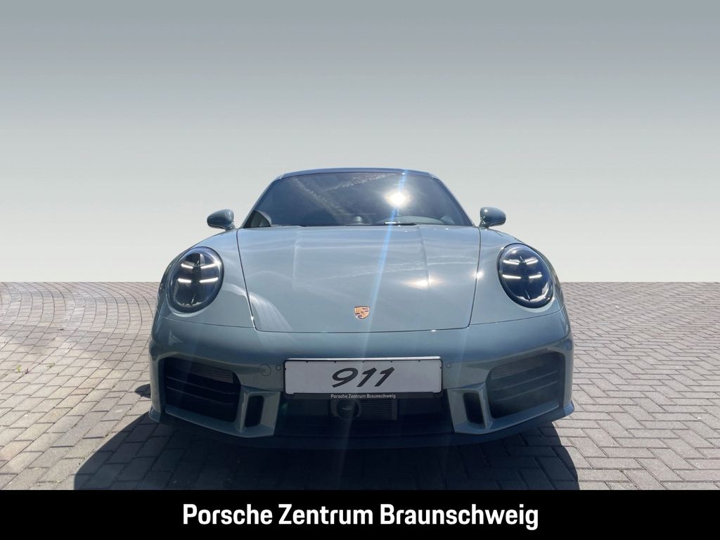 Porsche 992 2025