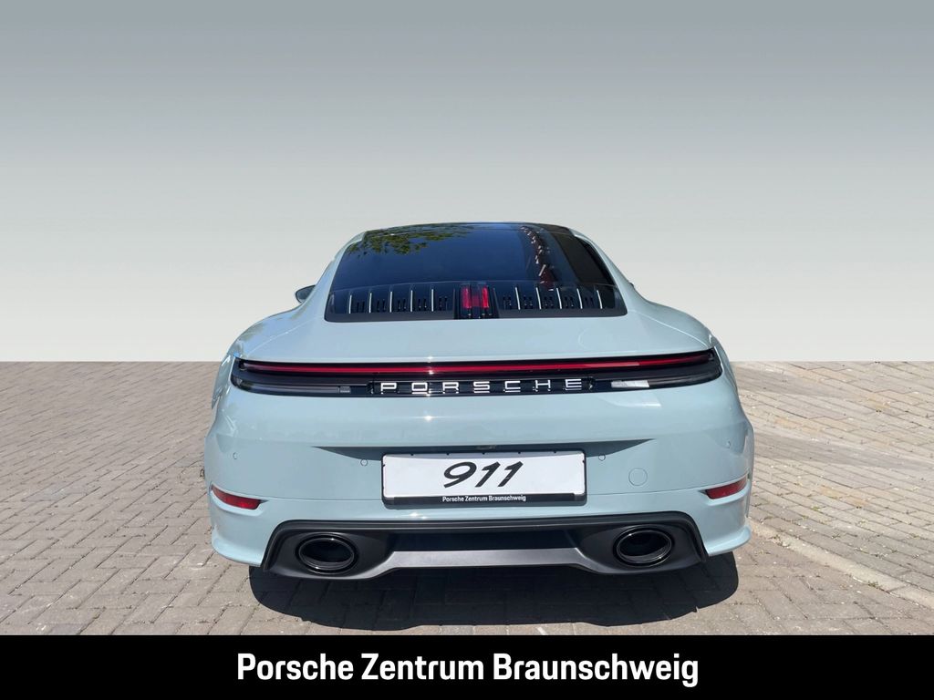 Porsche 992 2025